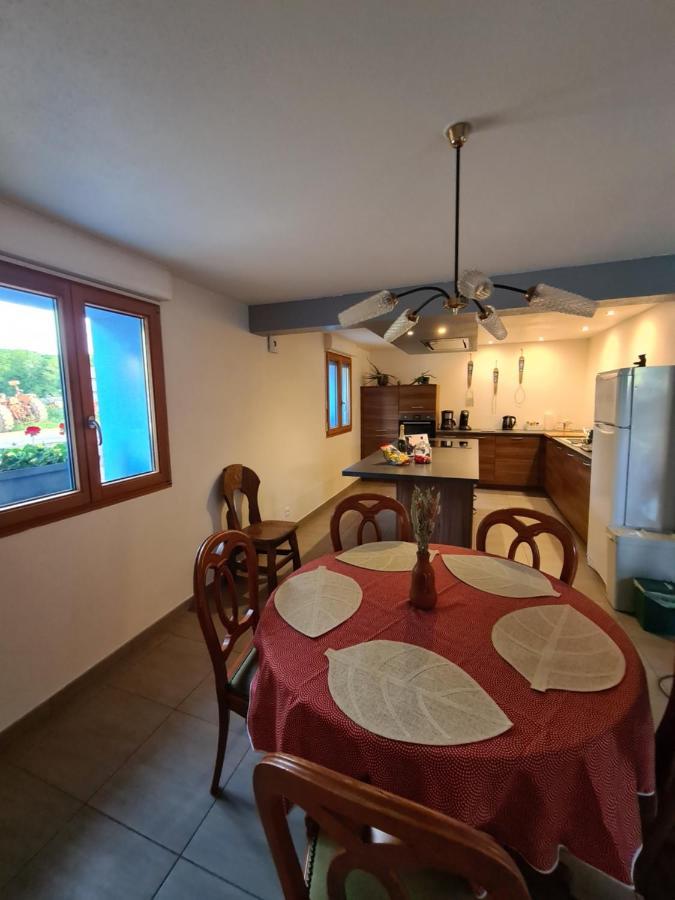 Agreable Appartement Avec Spa Proche De La Foret Bréchaumont Exteriér fotografie
